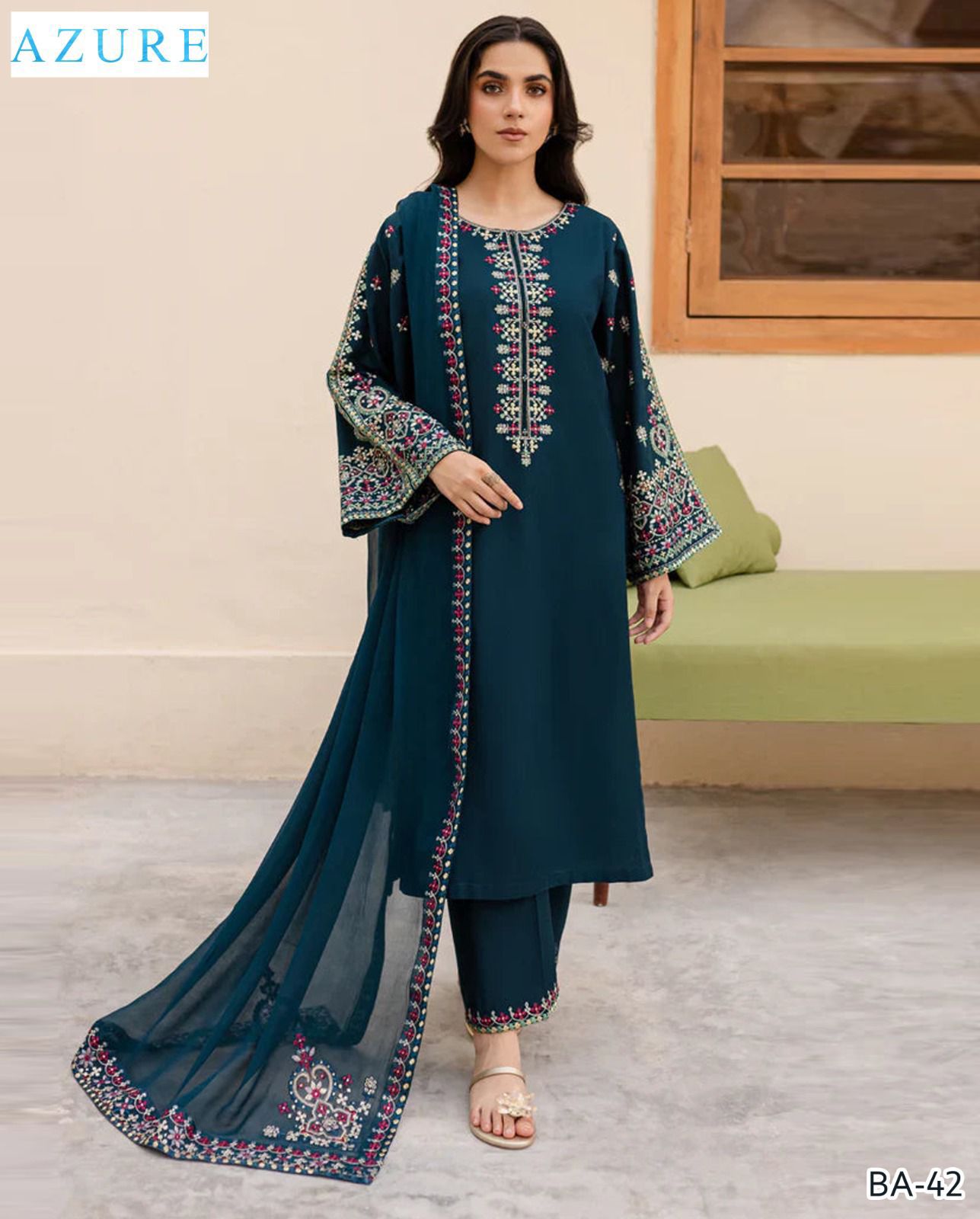 Azure Fabric Banadora Lawn